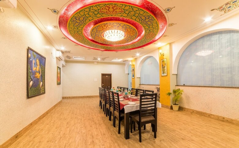 Hotel Hari Bhawan Palace