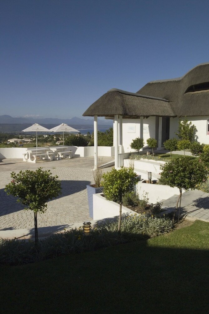 Whalesong Hotel & Spa