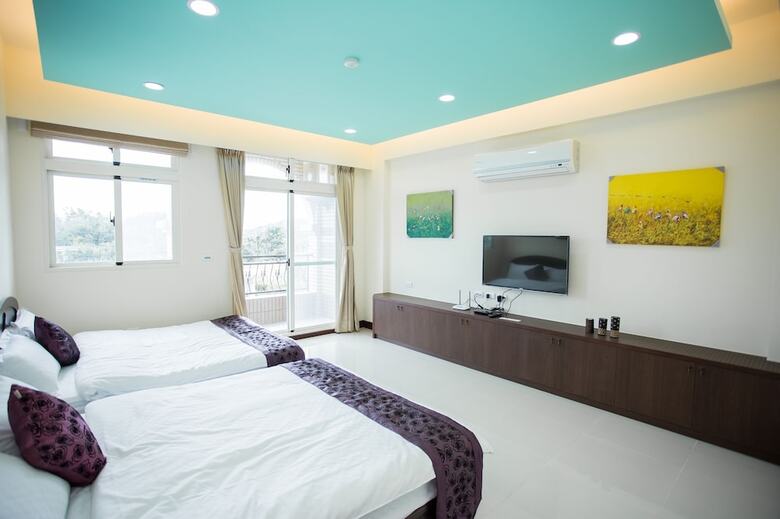 Village150 B&B