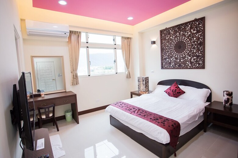 Village150 B&B