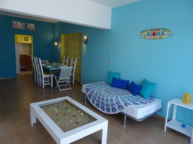 Hostal Faro Beach Life Hostel