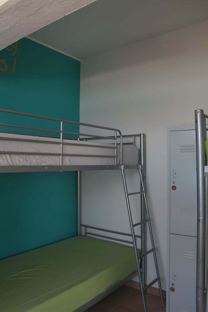 Hostal Faro Beach Life Hostel