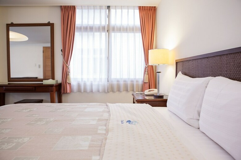 East Coast Hotel