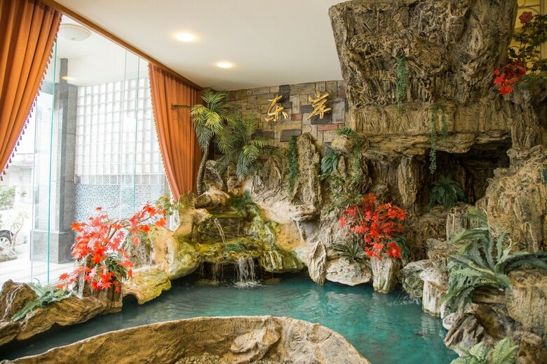 East Coast Hotel
