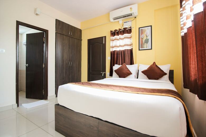 Hotel Oyo 7918 Home Apartment The Premium Services