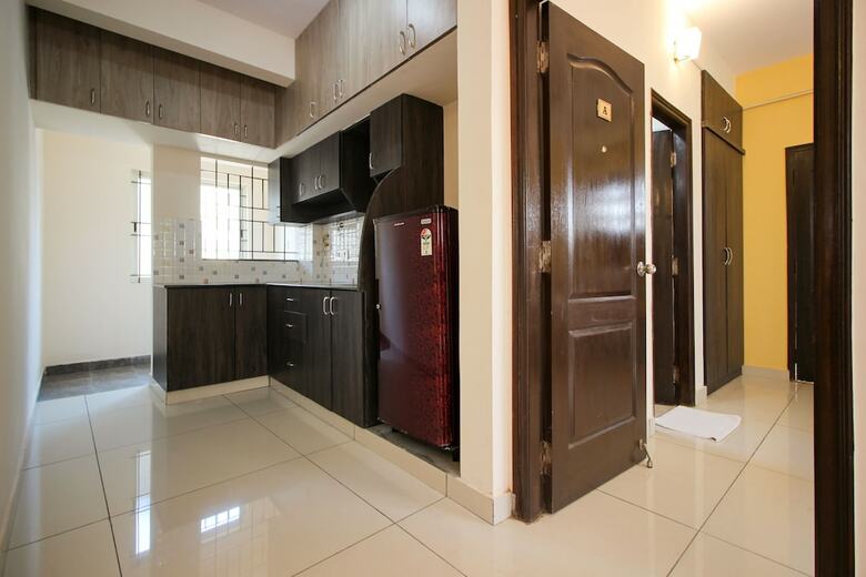 Hotel Oyo 7918 Home Apartment The Premium Services