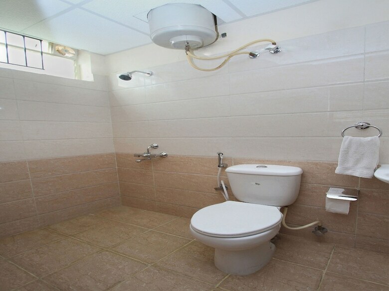 Hotel Oyo 7918 Home Apartment The Premium Services