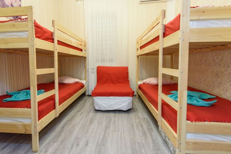 Hostal Hostel Svoi