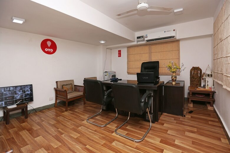 Hotel Oyo 8481 Le Tara Residency