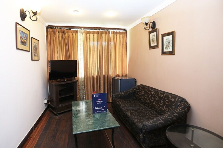 Hotel Oyo 9570 Pulse Impulse Bnb