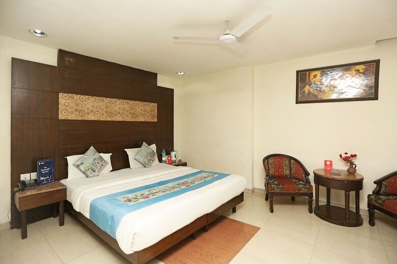 Oyo 1824 Hotel Grand Peepal