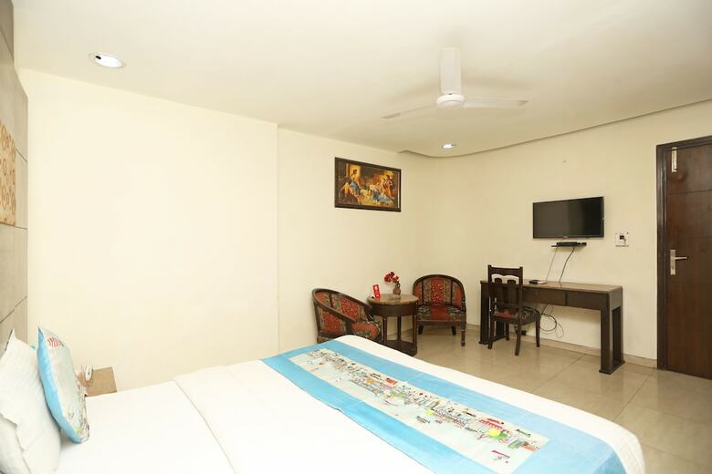 Oyo 1824 Hotel Grand Peepal