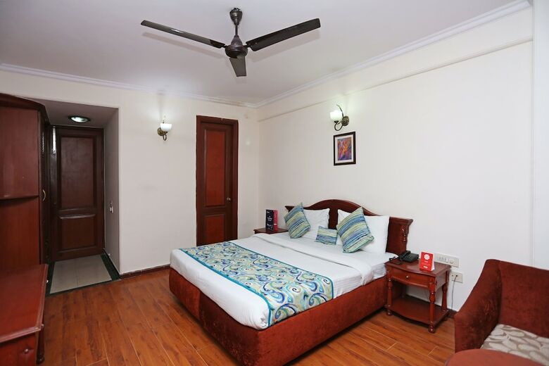 Oyo 3865 Hotel Corporate Park