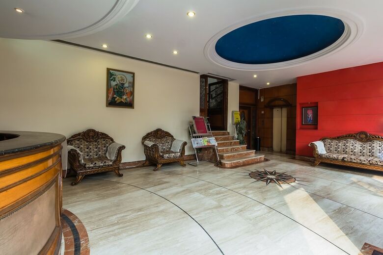 Oyo 3865 Hotel Corporate Park