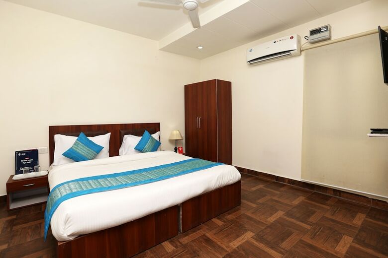 Oyo 8497 Hotel Aerotech