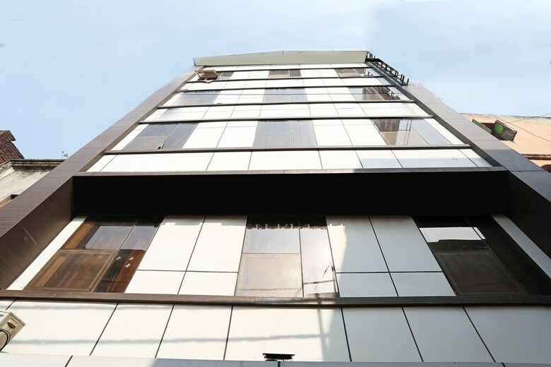 Oyo 8933 Hotel Cg International