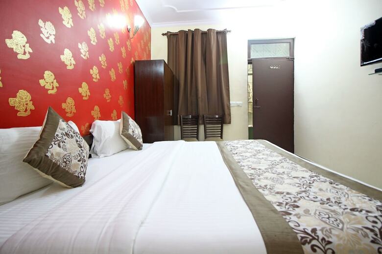 Oyo 9148 Hotel Global Inn