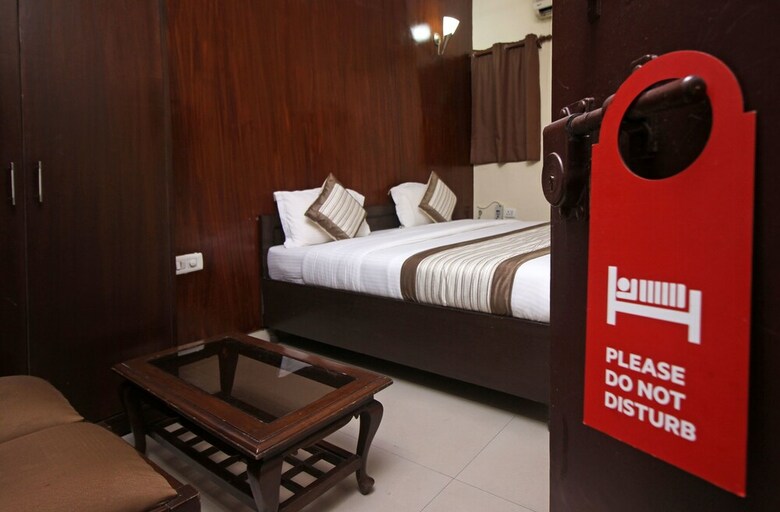 Oyo 9148 Hotel Global Inn