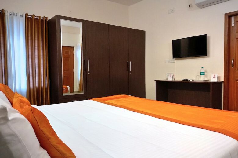 Hotel Oyo 10134 Triente Suites