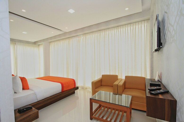 Oyo 10324 Hotel Prince Inn