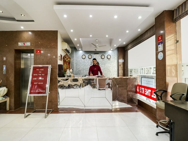 Oyo 4184 Hotel The Rts