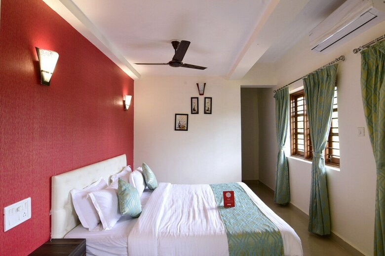 Hotel Oyo 9780 La Costa Residency