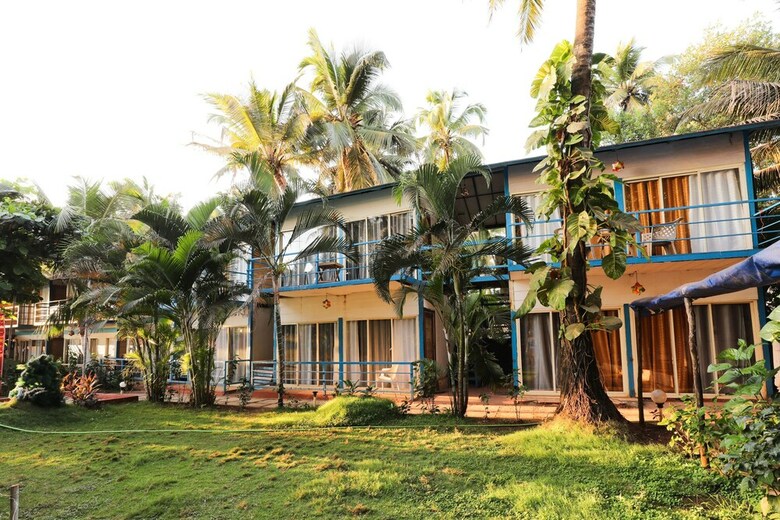 Hotel Tahira Beach Resort