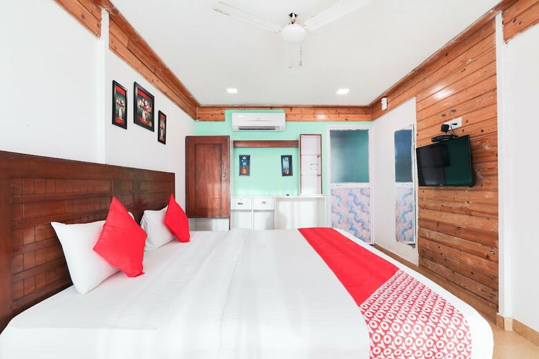 Hotel Tahira Beach Resort