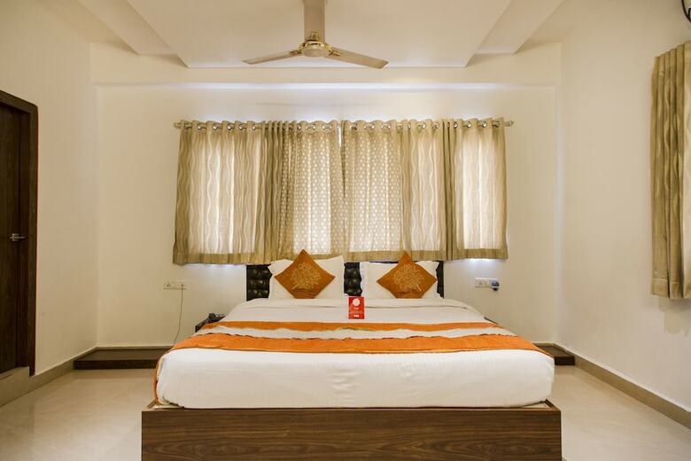 Hotel Oyo 3421 18 Square