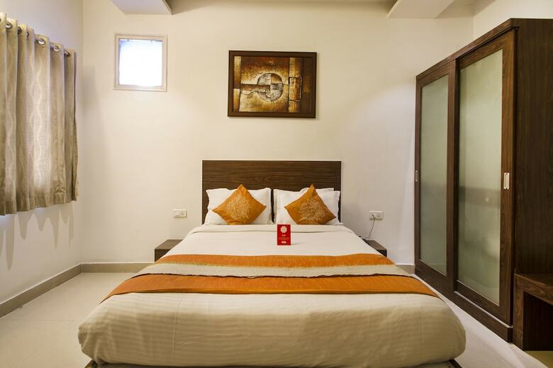 Hotel Oyo 3421 18 Square
