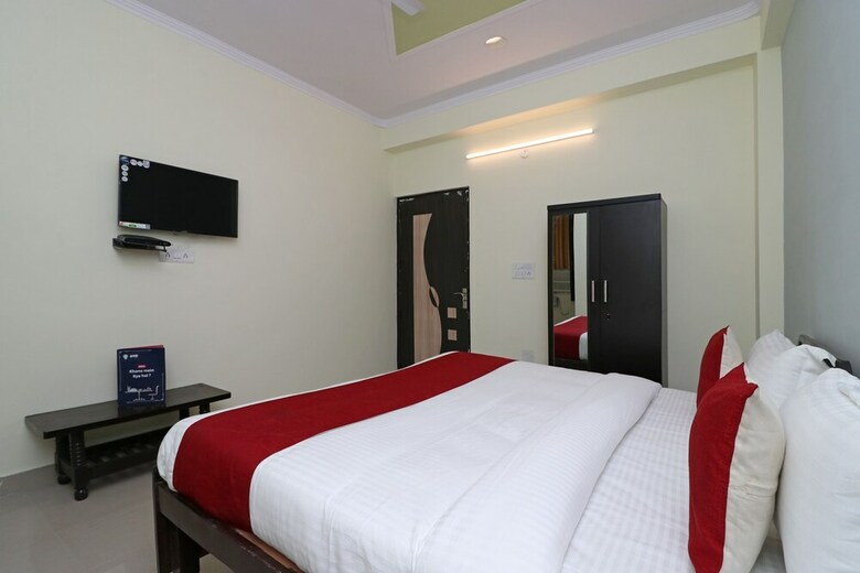 Oyo 10045 Hotel Pearl Residency