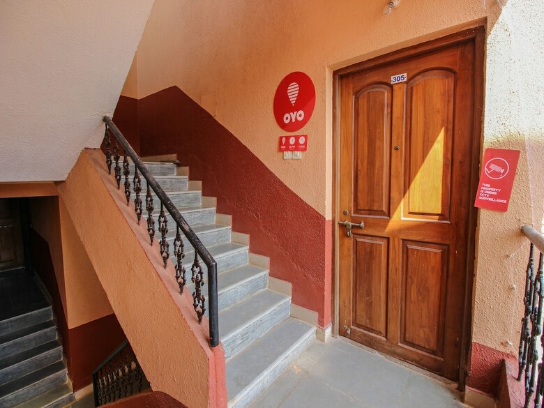 Apartamentos Oyo 10093 Home Pool View 1bhk Calangute