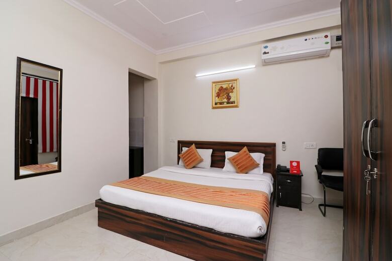 Hotel Oyo 10439 Ashoka Palace