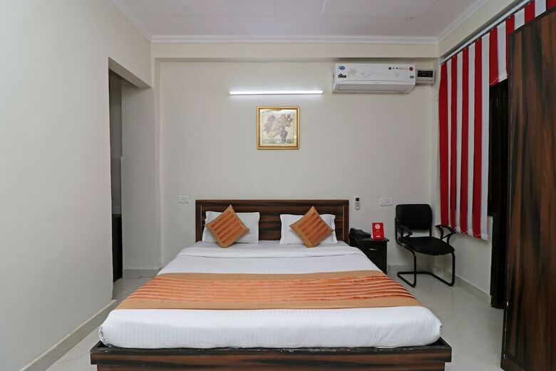 Hotel Oyo 10439 Ashoka Palace