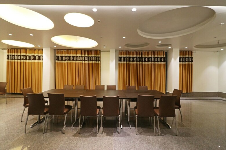 Oyo 10316 Hotel Sun View International
