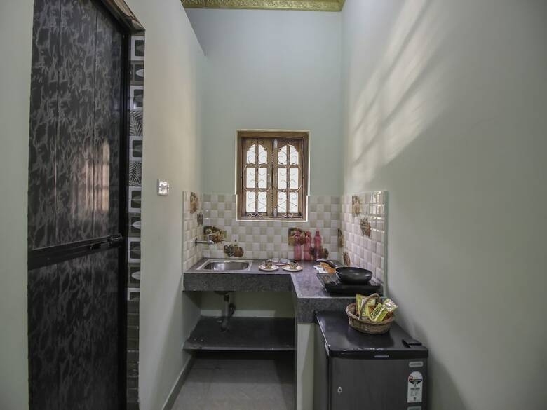 Hotel Oyo 10204 Home Near Calangute Beach