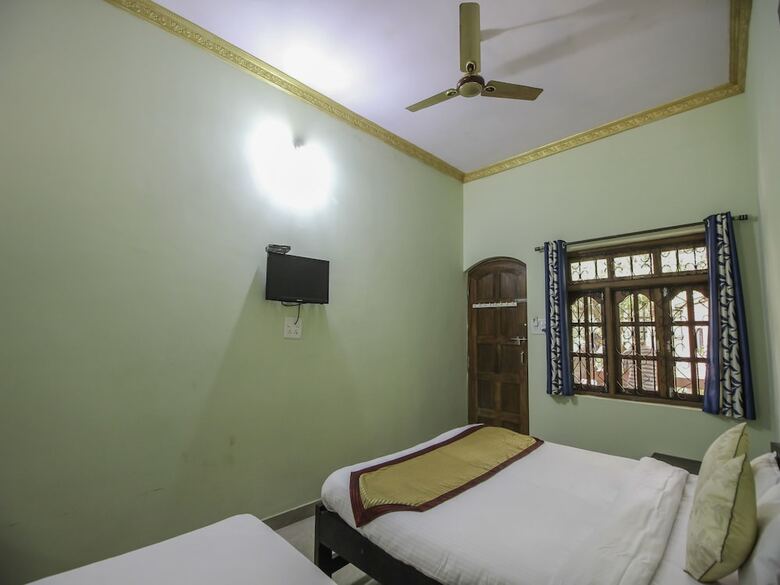 Hotel Oyo 10204 Home Near Calangute Beach