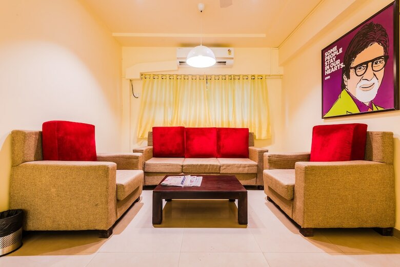 Hotel Oyo Flagship 389 Maitri Park Chembur