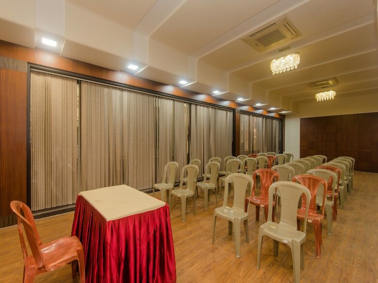 Oyo 3663 Hotel Seven Hills