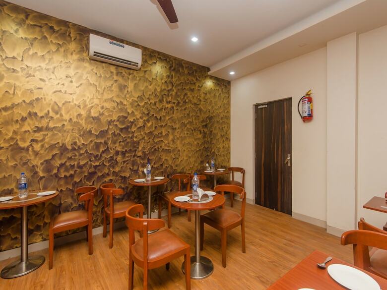 Oyo 3663 Hotel Seven Hills