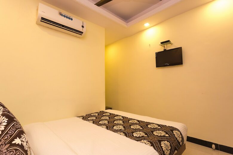 Hotel Oyo 7062 Amana Suites