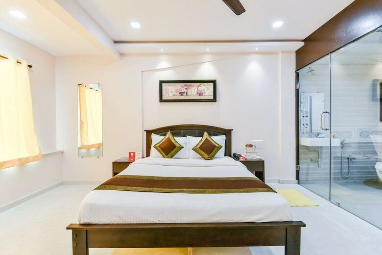 Hotel Oyo 5012 Lake View Residency