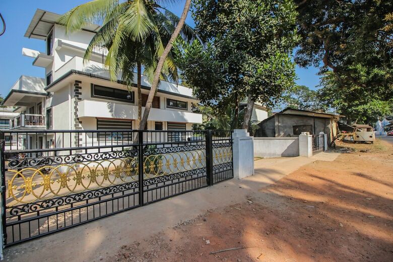 Hotel Oyo 11014 Home Goa Spacious 2bhk Nerul