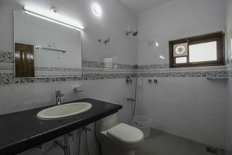 Hotel Oyo 11014 Home Goa Spacious 2bhk Nerul