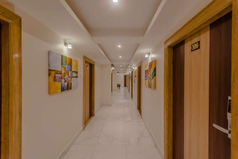 Oyo 10056 Hotel Elite