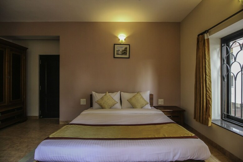 Hotel Oyo 10871 Home Luxurious 3bhk Dona Paula