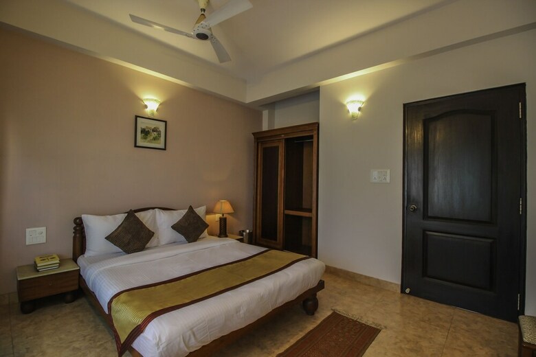 Hotel Oyo 10871 Home Luxurious 3bhk Dona Paula