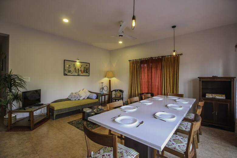 Hotel Oyo 10871 Home Luxurious 3bhk Dona Paula