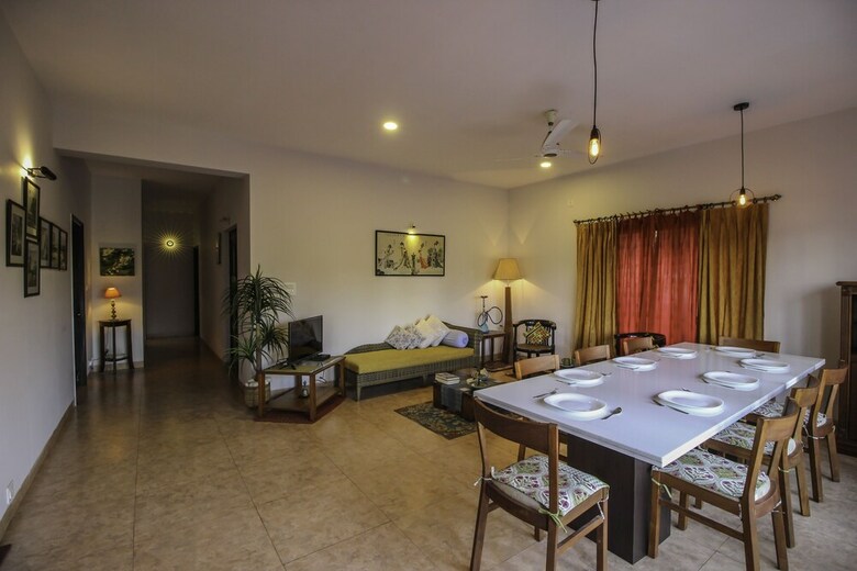 Hotel Oyo 10871 Home Luxurious 3bhk Dona Paula