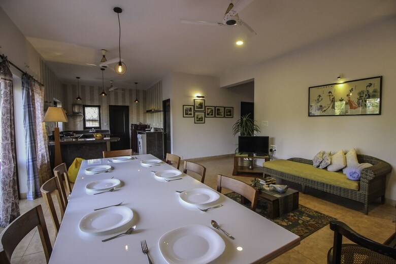 Hotel Oyo 10871 Home Luxurious 3bhk Dona Paula